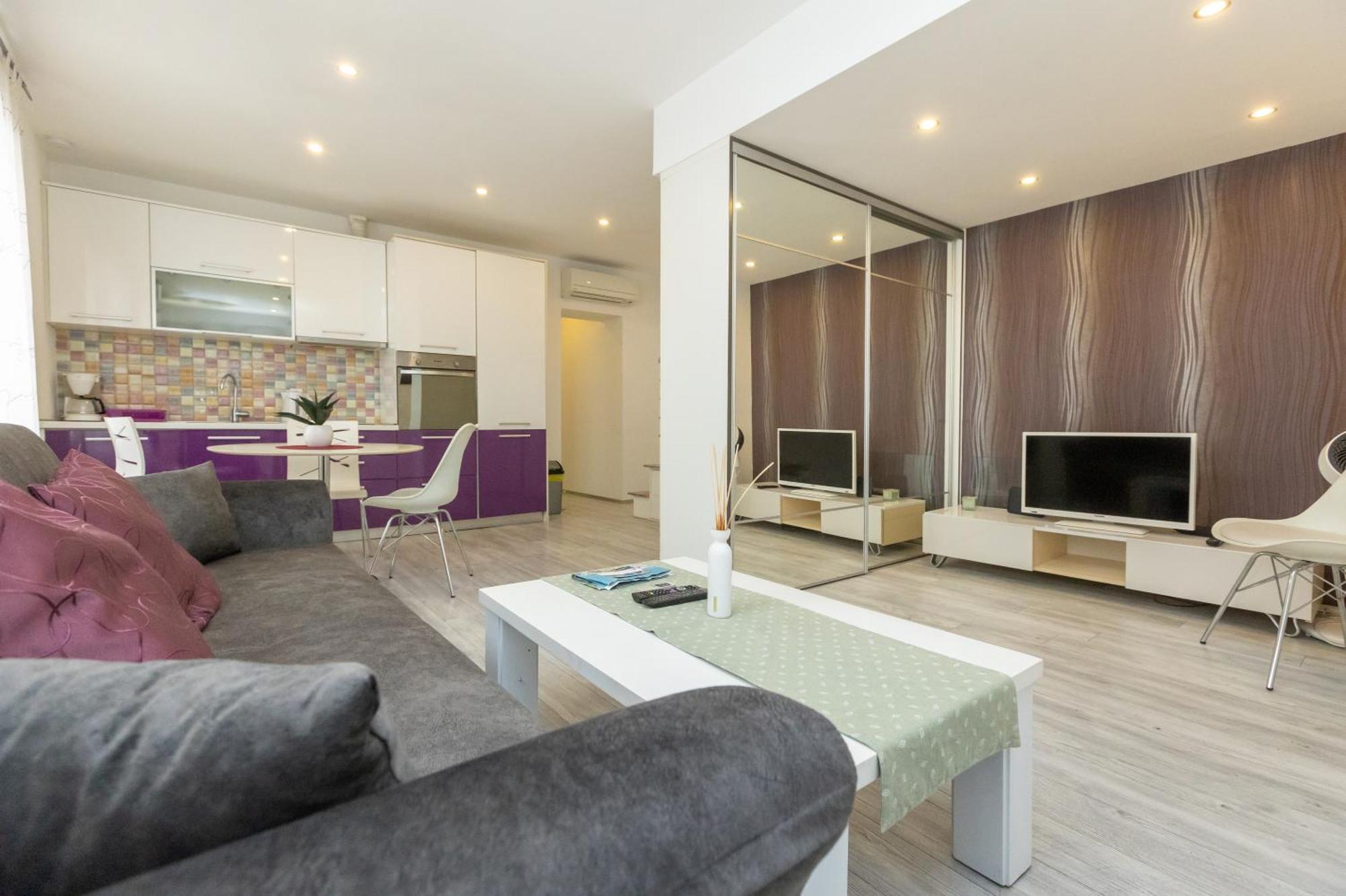Alpha Loft 1br In Center * 扎达尔